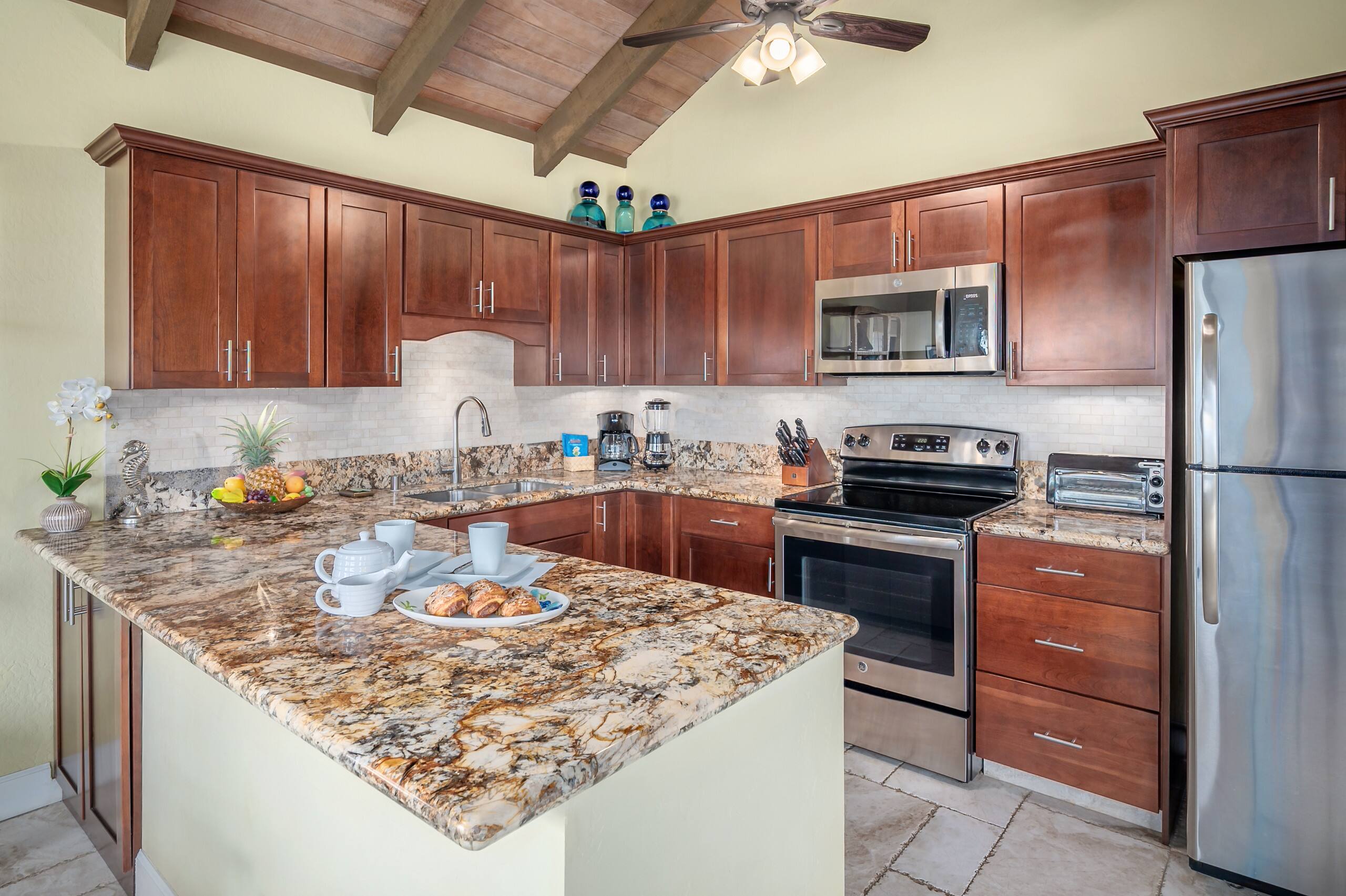 Condo in Koloa · ★4.53 · 1 bedroom · 1 bed · 1 bath - Image 8