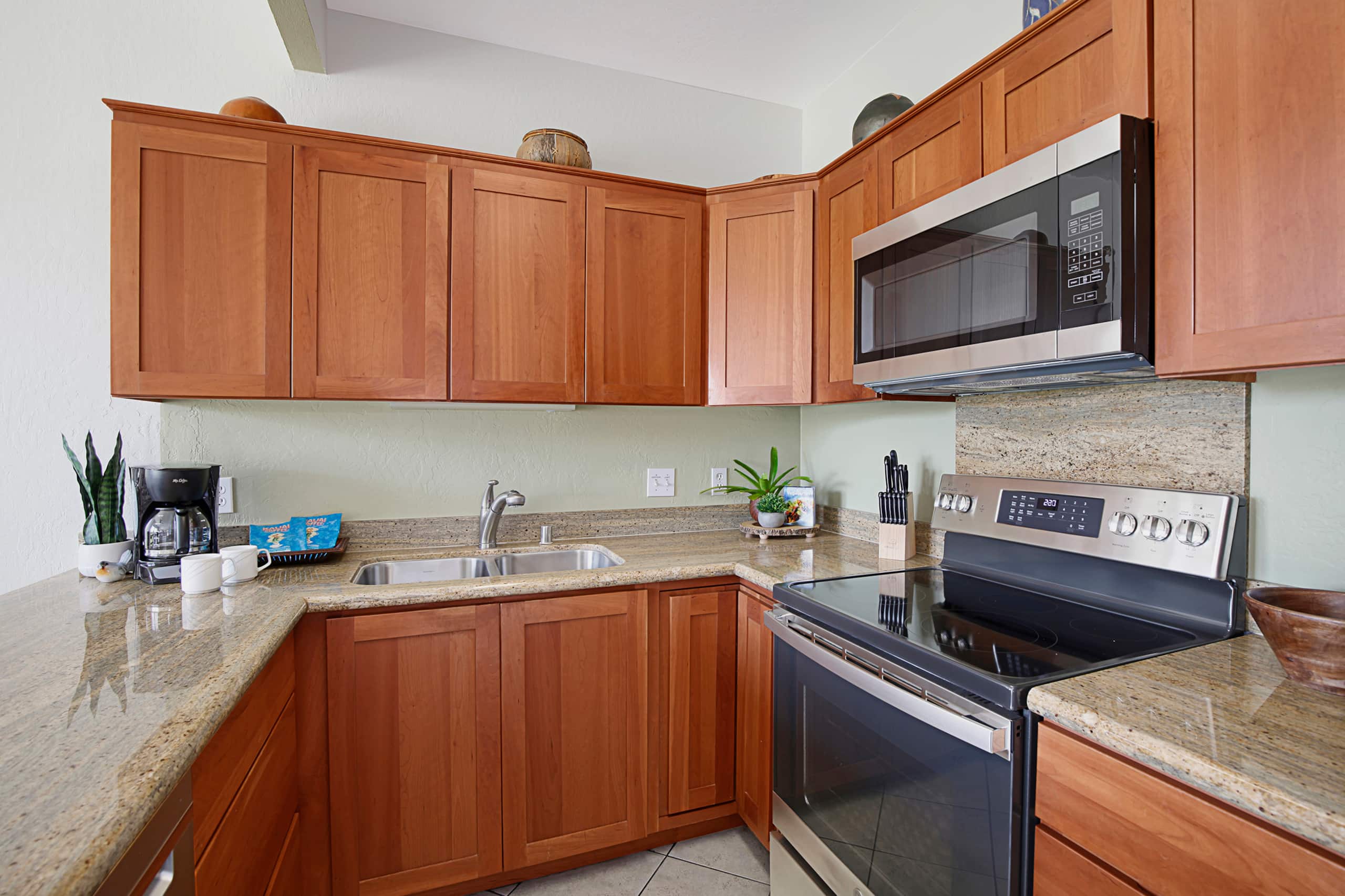 Condo in Koloa · ★4.82 · 2 bedrooms · 3 beds · 2 baths - Image 13