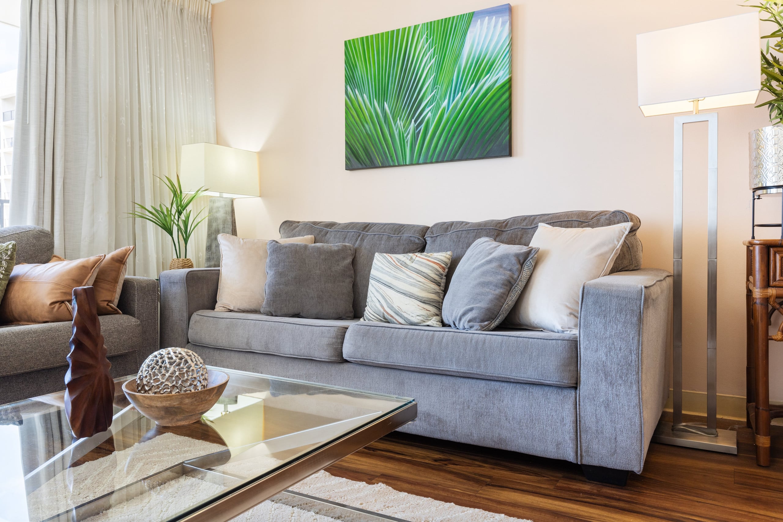 Condo in Honolulu · ★4.17 · 1 bedroom · 3 beds · 1 private bath - Image 12