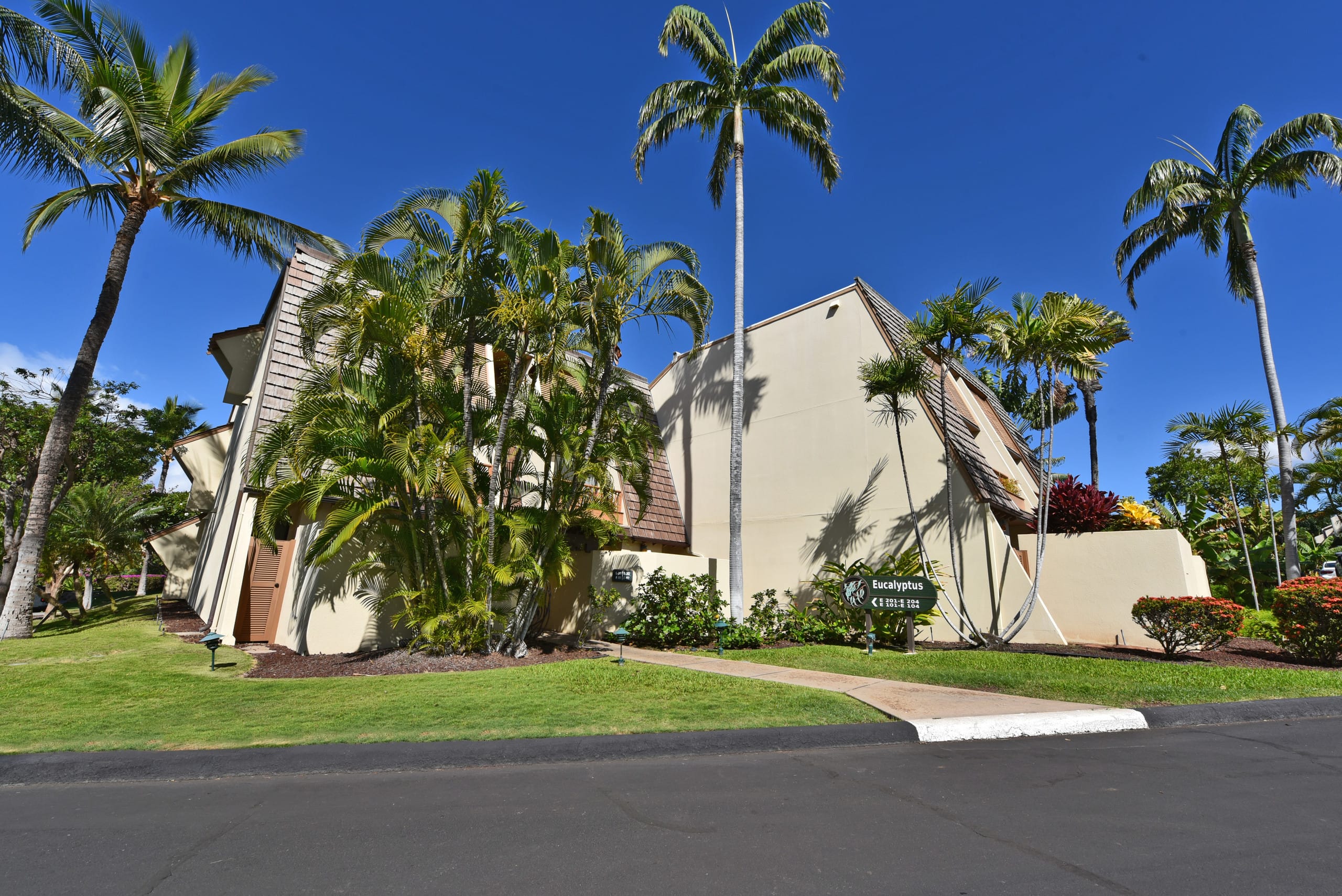 Condo in Kihei · ★4.66 · 2 bedrooms · 4 beds · 2 baths - Image 34