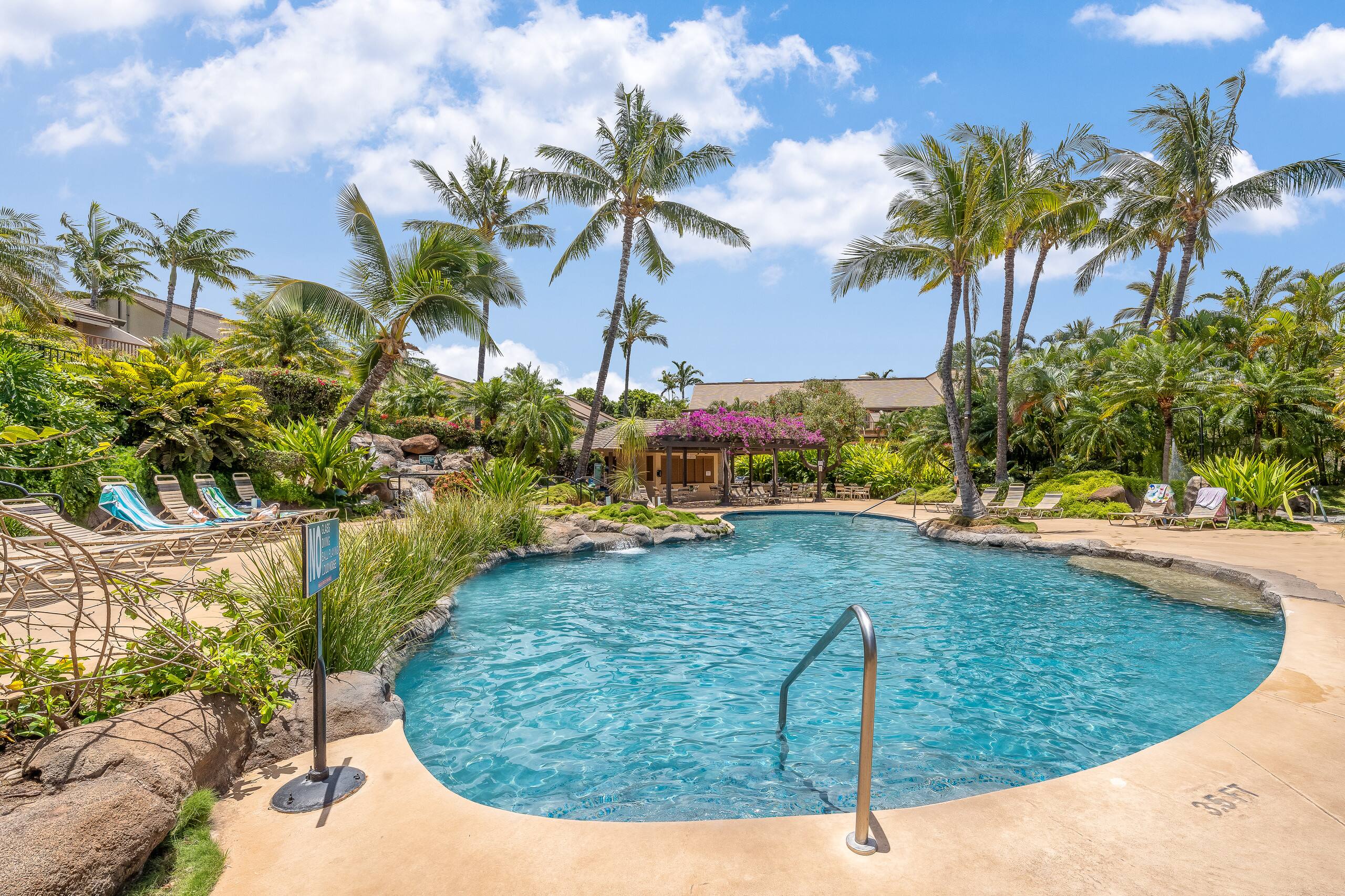 Condo in Kihei · ★4.66 · 2 bedrooms · 4 beds · 2 baths - Image 39