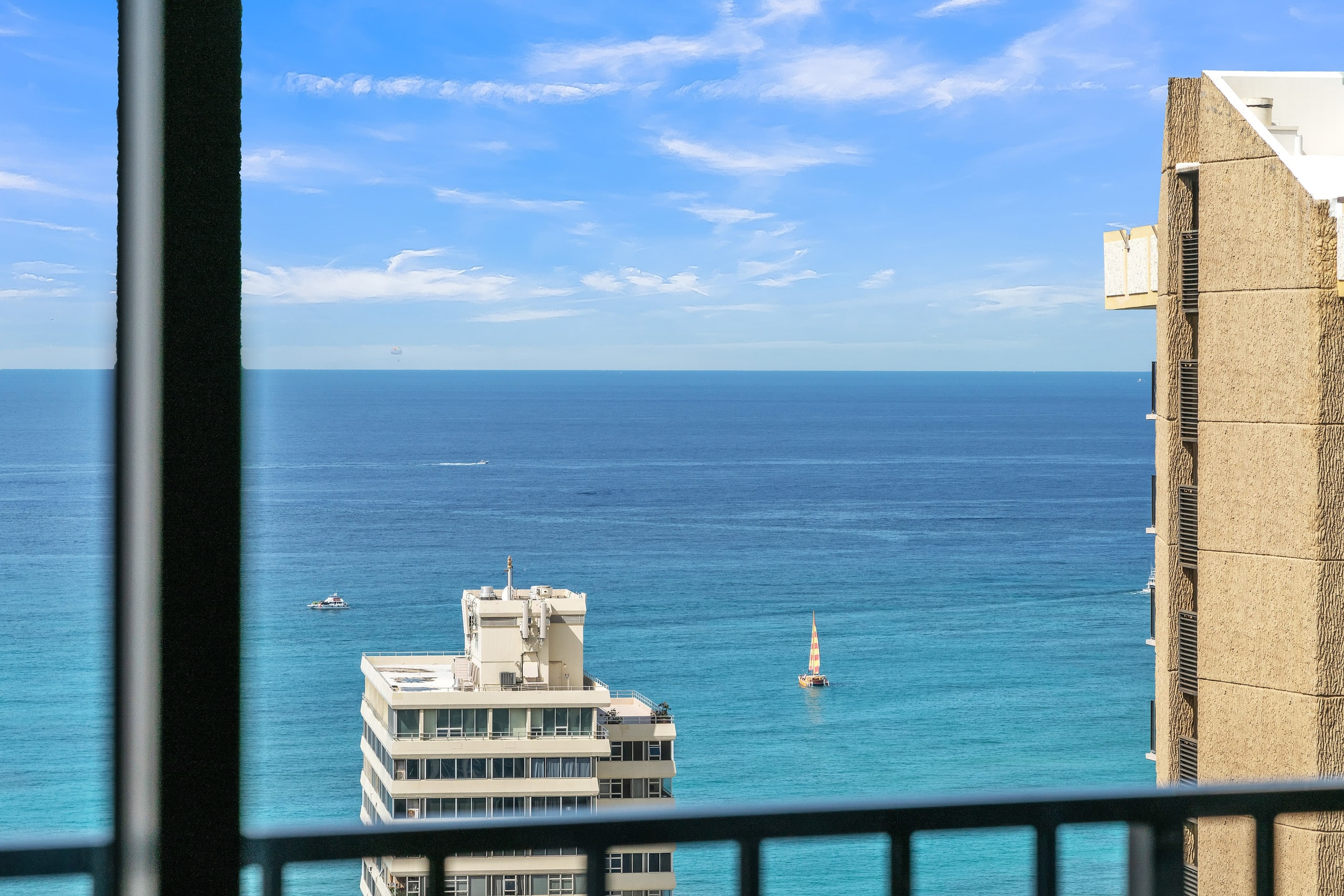 Condo in Honolulu · ★4.0 · 1 bedroom · 2 beds · 1 private bath - Image 24