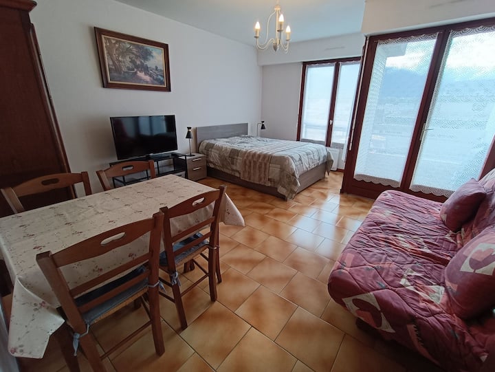 Studio Proche Tous Commerces, Fonctionnel ! - Aix-les-Bains