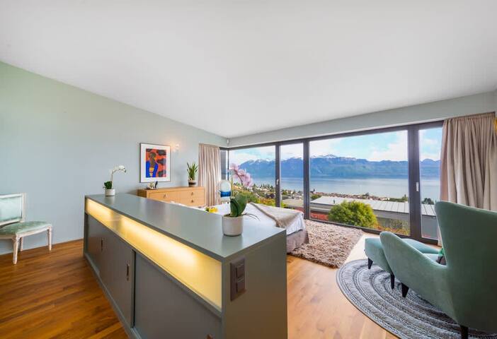 Best Villa with Pool and Panoramic views! gallery image 3