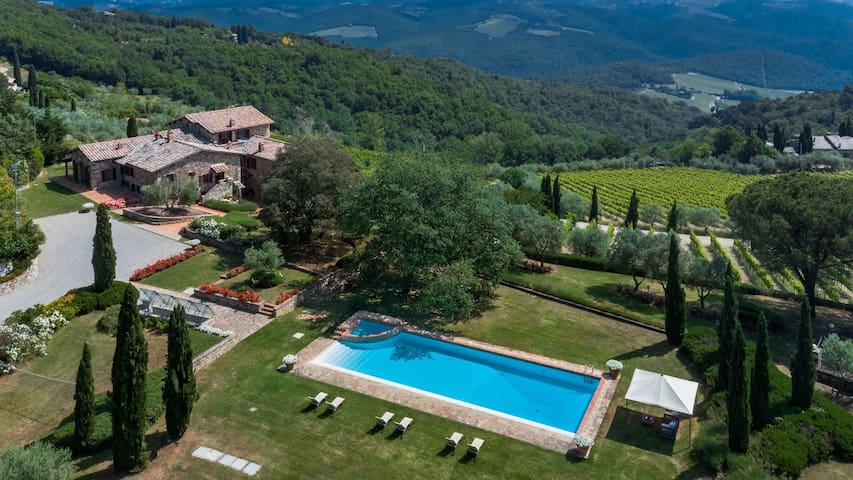 To Tuscany managed Airbnb listing 1