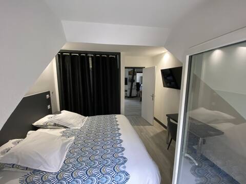 Apartment-Tom-Premium-Wet room-City view