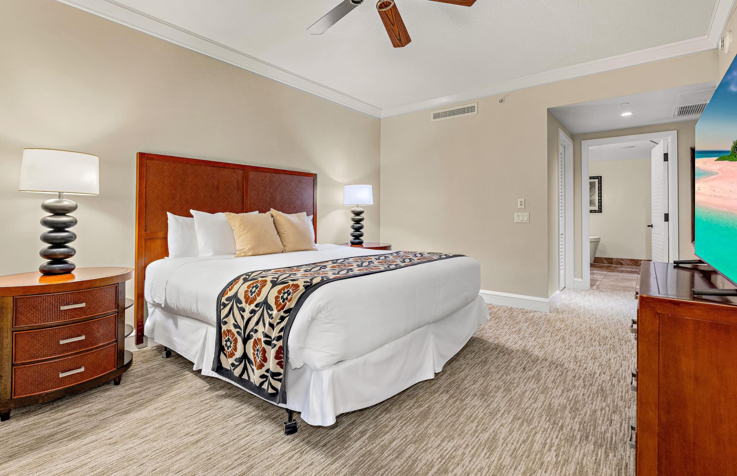 Condo in Lahaina · ★4.56 · 3 bedrooms · 4 beds · 3 baths - Image 29