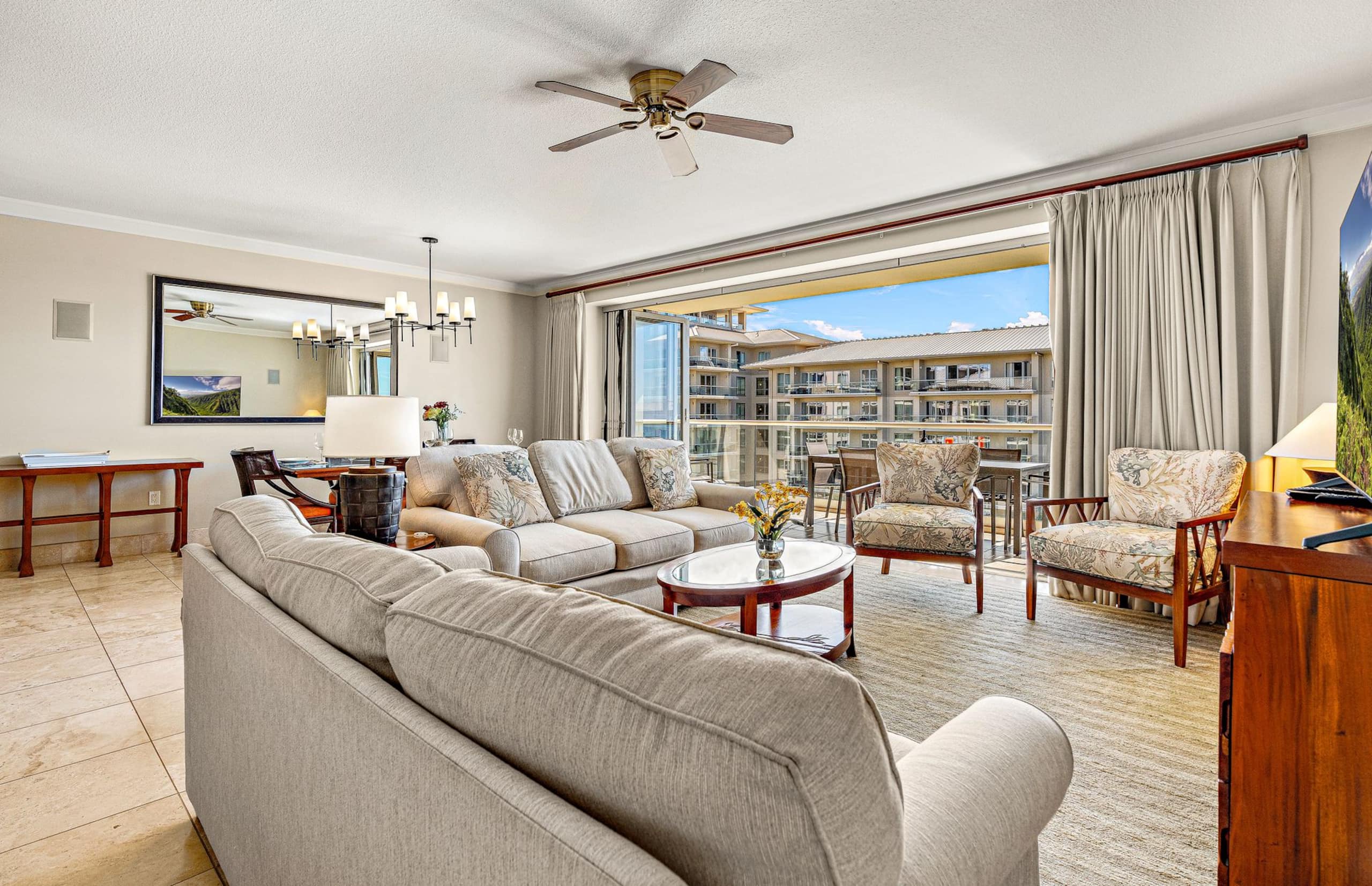 Condo in Lahaina · ★4.56 · 3 bedrooms · 4 beds · 3 baths - Image 11