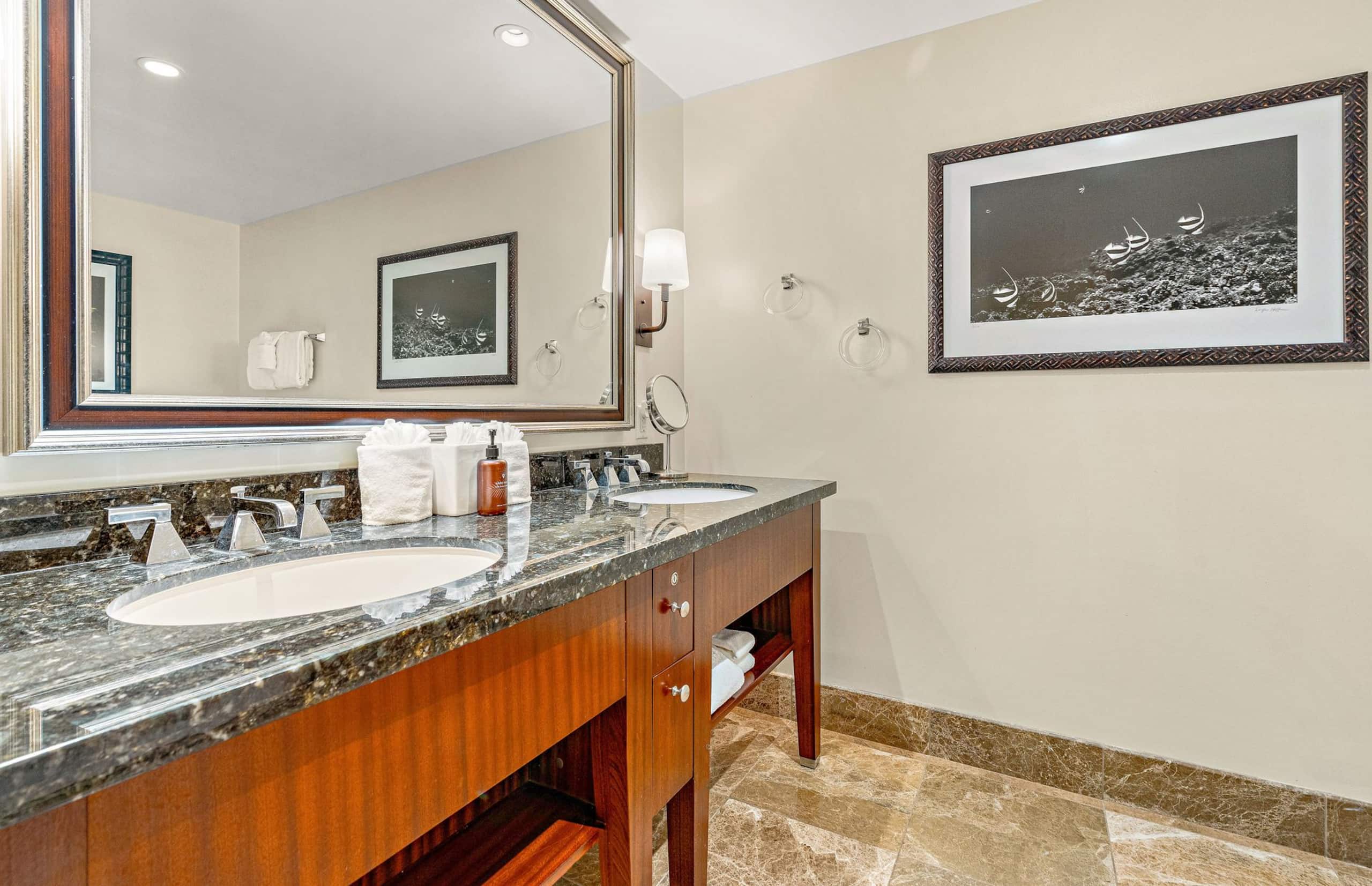 Condo in Lahaina · ★4.56 · 3 bedrooms · 4 beds · 3 baths - Image 35