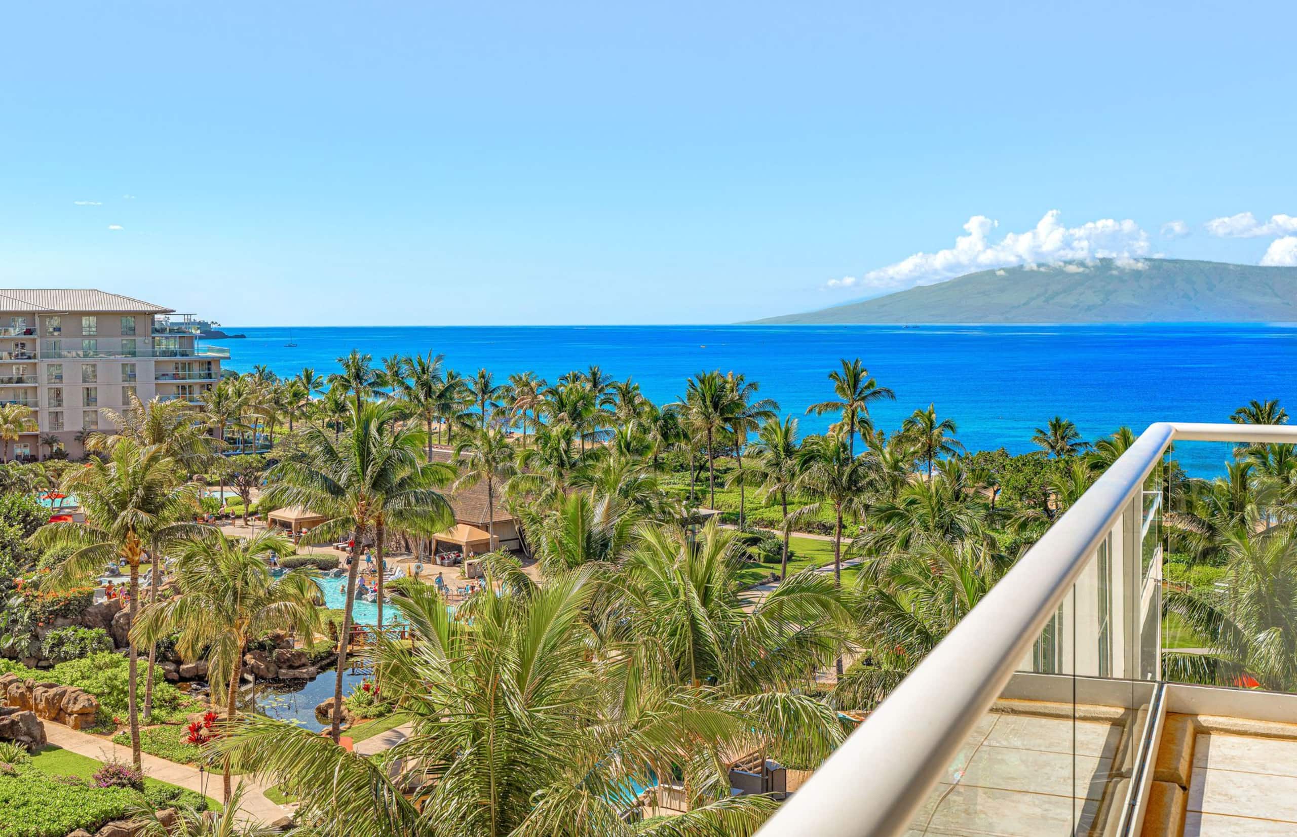 Condo in Lahaina · ★4.56 · 3 bedrooms · 4 beds · 3 baths - Image 18