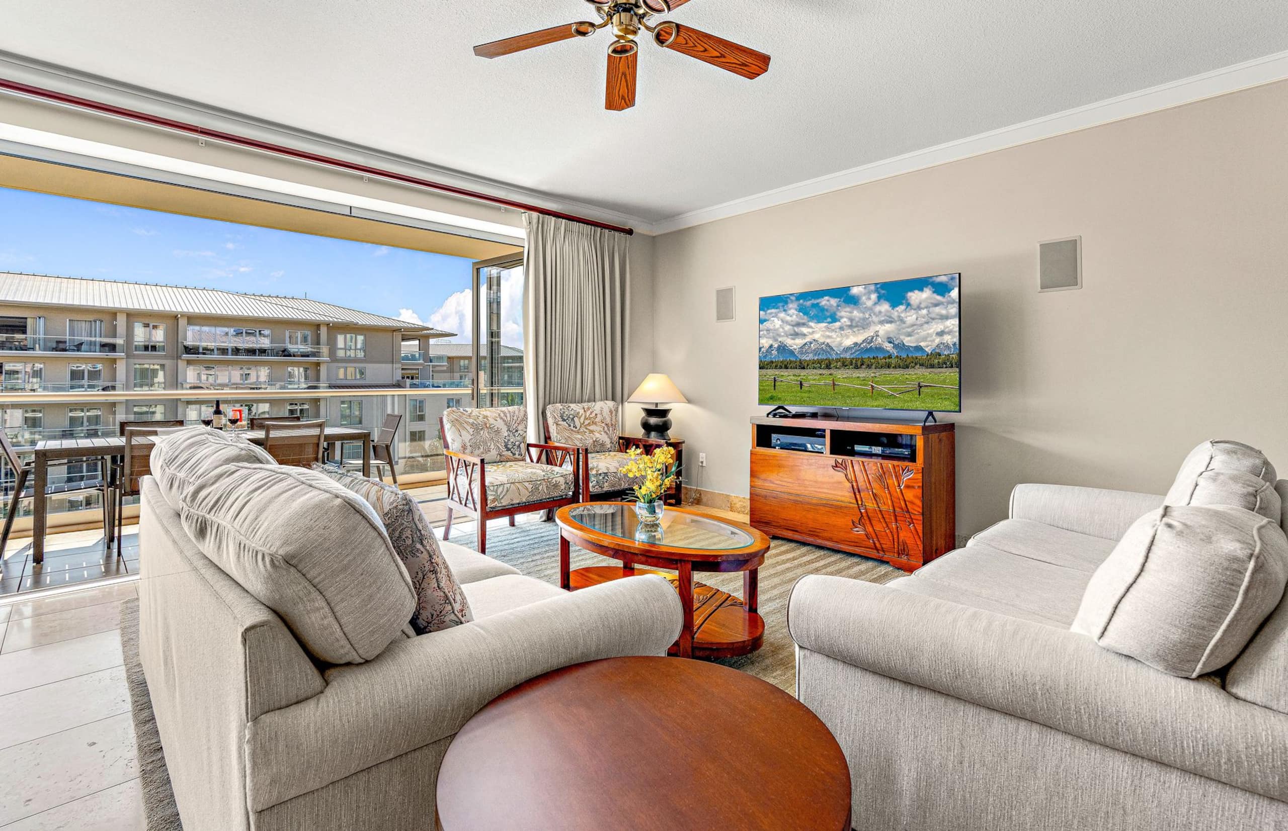 Condo in Lahaina · ★4.56 · 3 bedrooms · 4 beds · 3 baths - Image 16