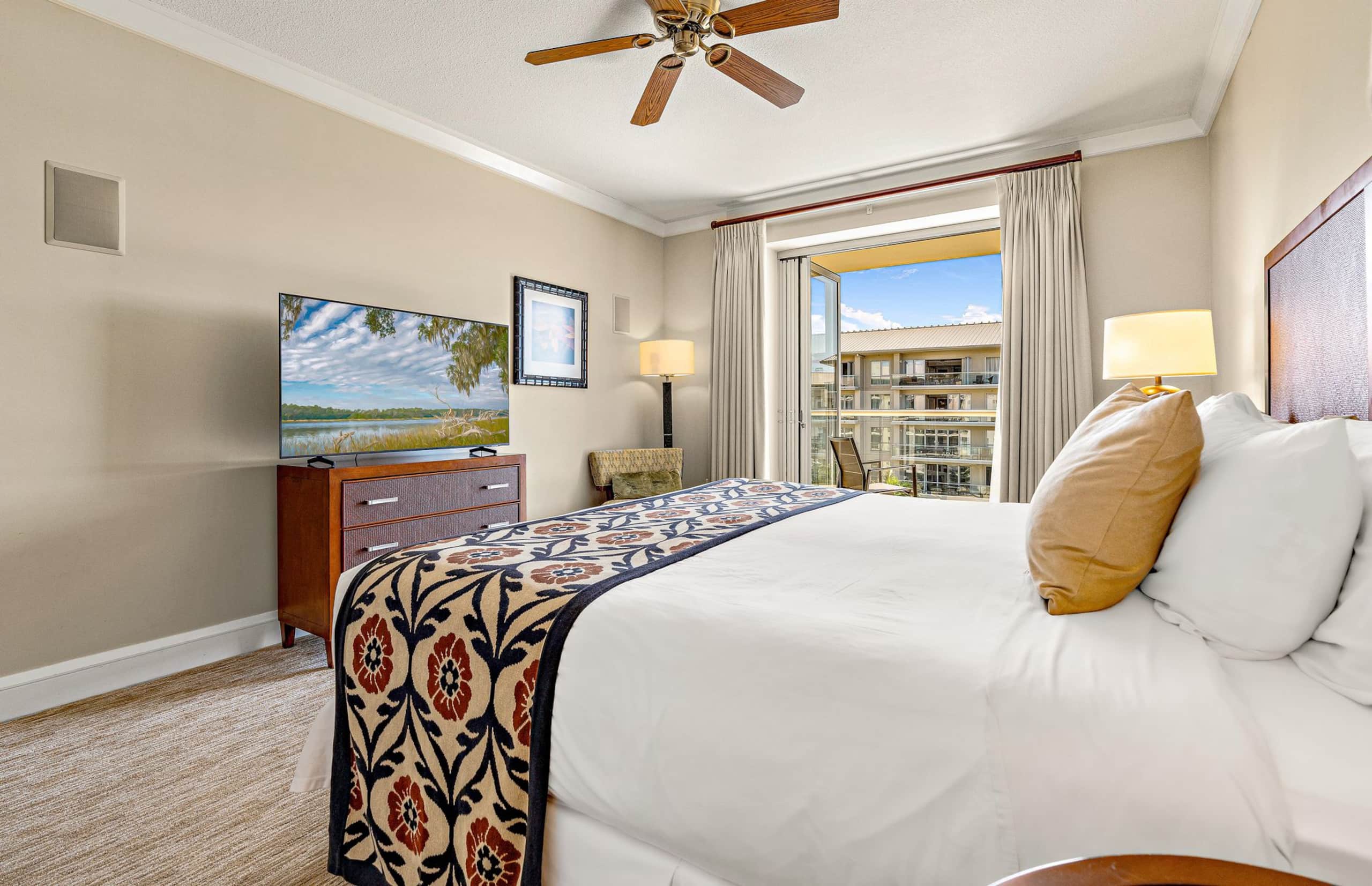 Condo in Lahaina · ★4.56 · 3 bedrooms · 4 beds · 3 baths - Image 26