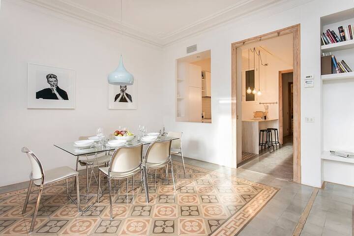 Family Friendly Modernist Terrace Apartment gallery image 5