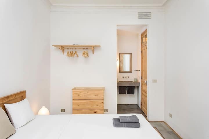 საძინებელი 1