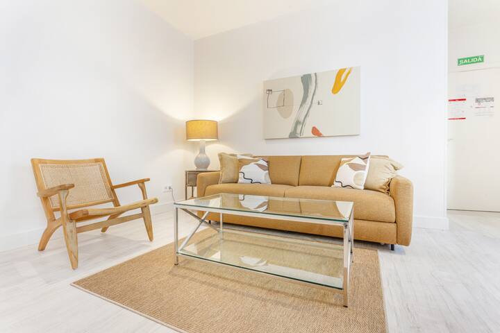 Olavide Xvi apartment in Madrid gallery image 2