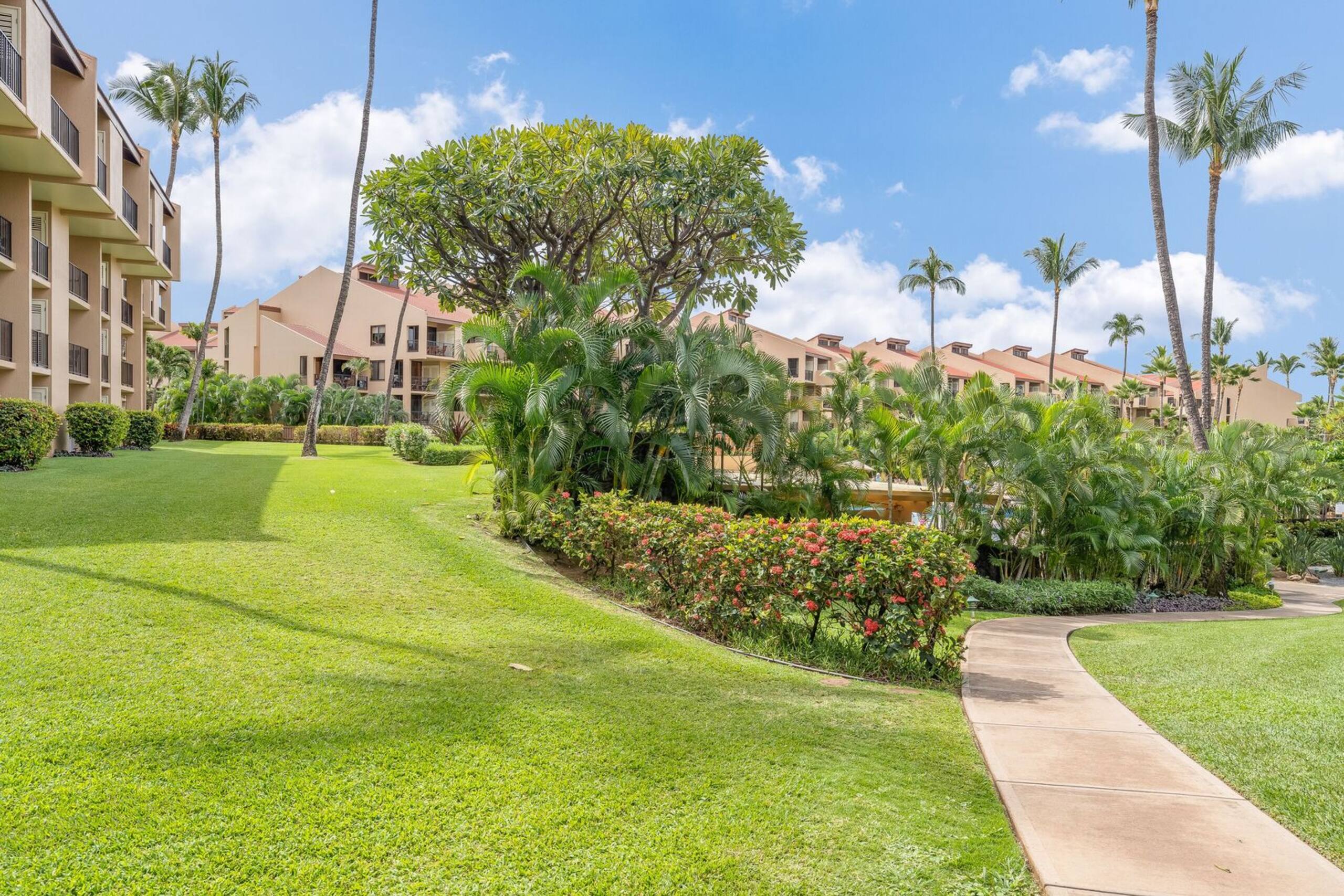 Condo in Kihei · ★4.45 · 2 bedrooms · 4 beds · 2 baths - Image 41
