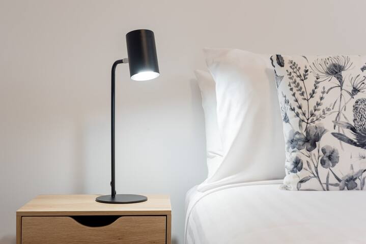 Modern Home for Large Groups or Families gallery image 5