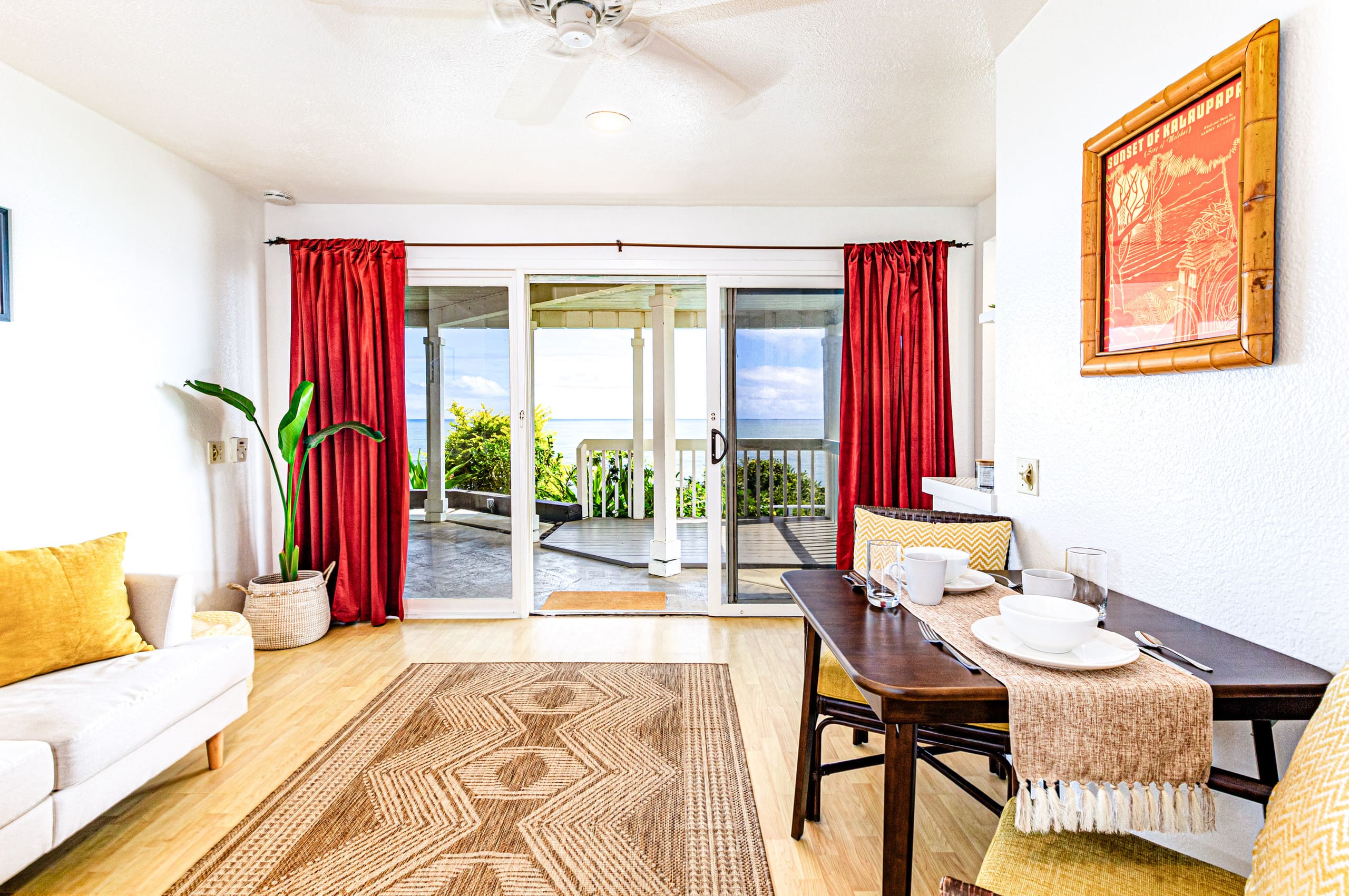 Hale Kai Pele Suite Hilo Oceanfront w/Pool - Image 2