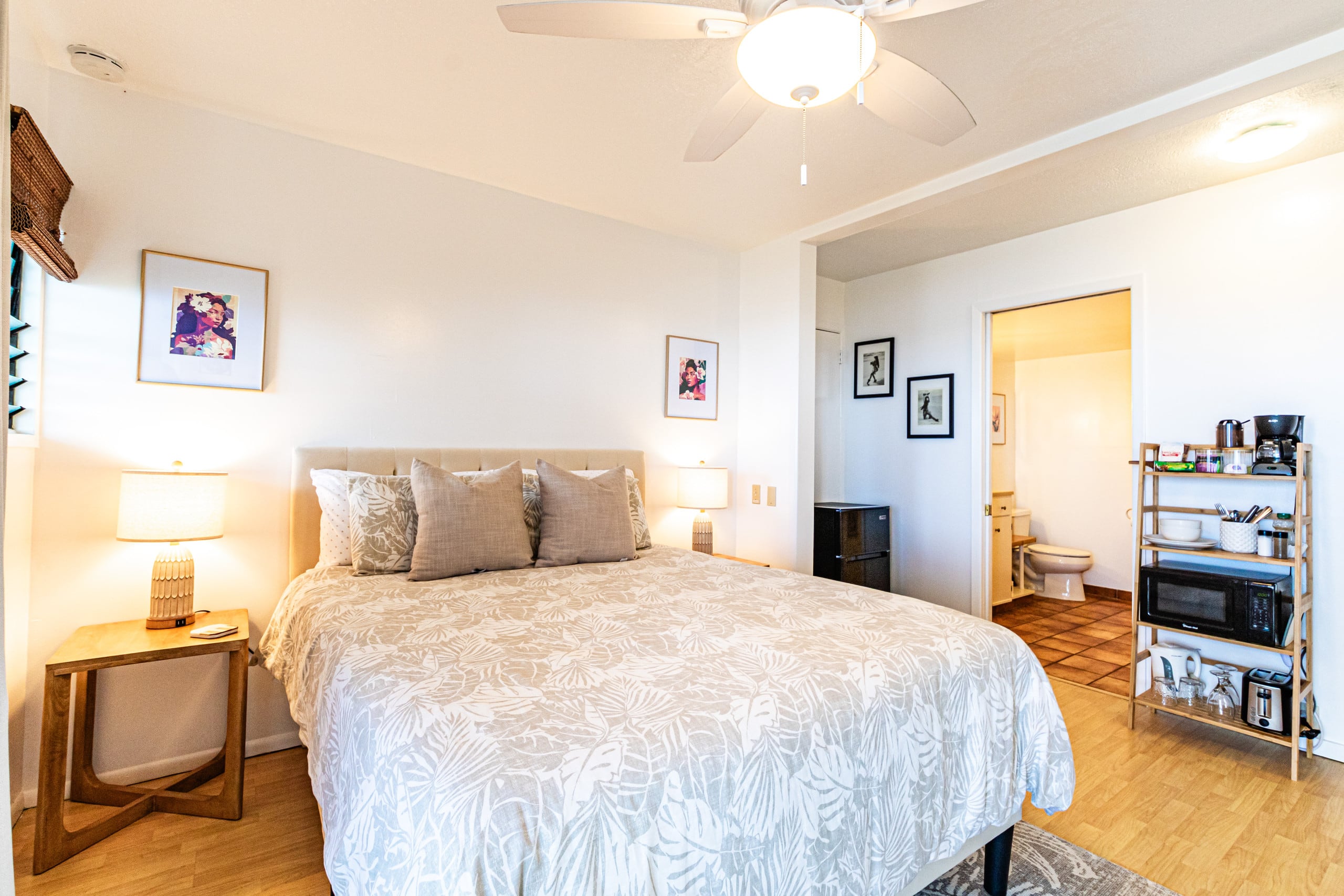 Hale Kai Heritage Room Hilo Oceanfront w/Pool - Image 2