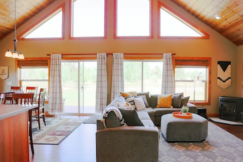 Modern Cabin w/ Open Views & Fenced Yard