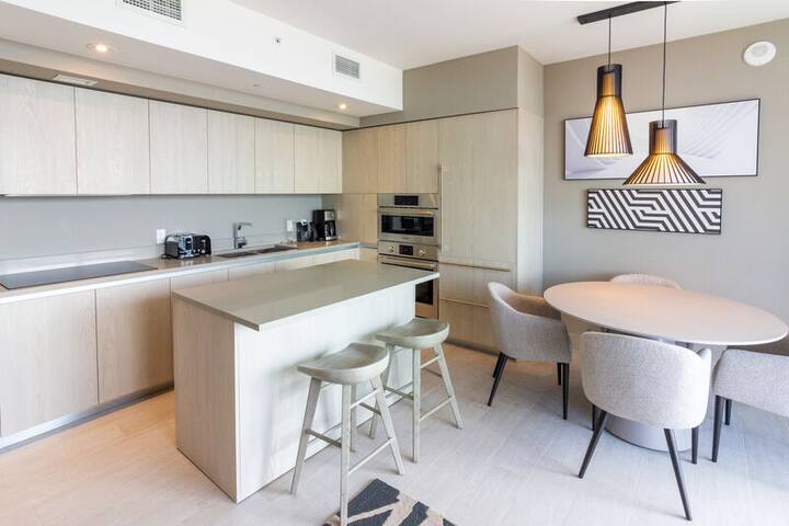 Condo@NewHydeHouse 3BR Great View! +17th Floor! gallery image 4