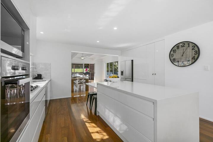 Luce del Sole – 21 Nairana Rest, Noosa Heads gallery image 4