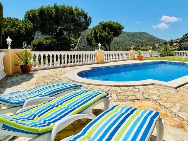 Villa Reina by Costabravaway gallery image 4