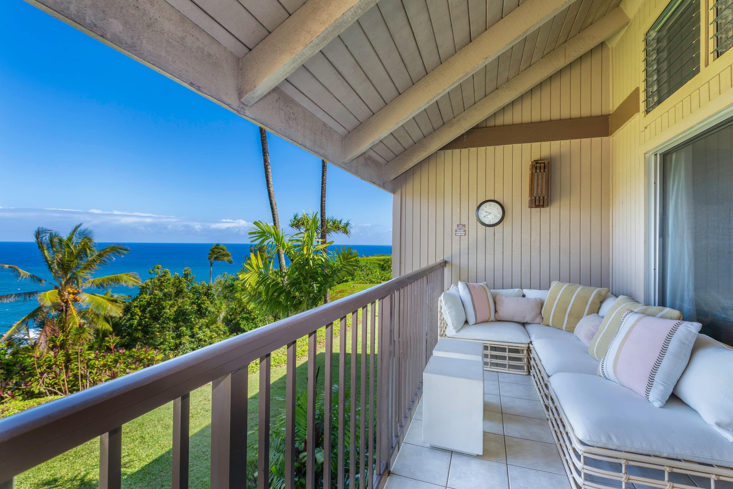 Condo in Princeville · ★4.96 · 2 bedrooms · 4 beds · 2 baths - Image 6
