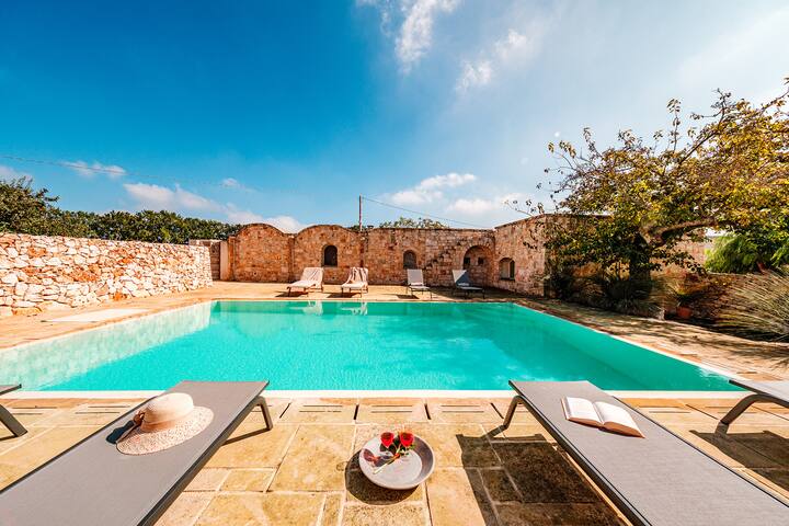 Casale La Cesarina – with Pool & Olive Groves gallery image 5