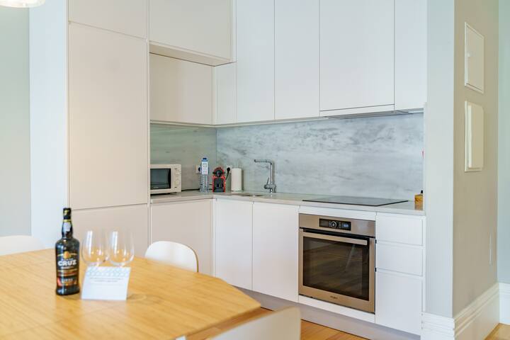 Feel Porto Downtown Charming Apartment I gallery image 3