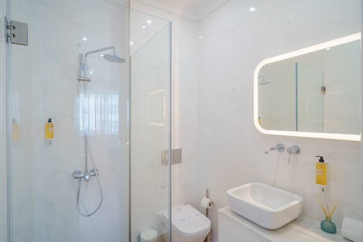 Feel Porto Downtown Charming Apartment I gallery image 5