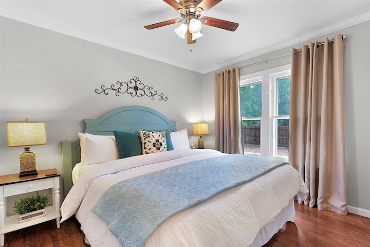 Master Bedroom Retreat! Amazing touches with cozy mattresses and amazing bedding! Photo 1 of 2