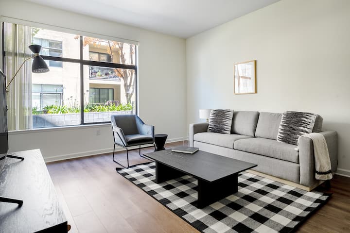 Blueground | San Jose, Gym, Pool, Nr Caltrain - Santa Clara, CA