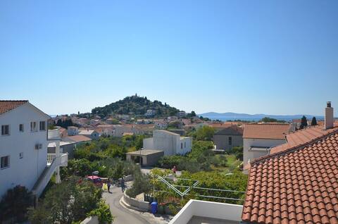 Popular Airbnb listing: Apartment Mila Family with pool ( 23861-A6 ) in Općina Tribunj