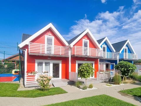 Comfortable holiday homes, pool, Sarbinowo