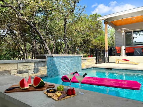 Lago Vista Vibe - Heated Pool, Lake Travis Retreat