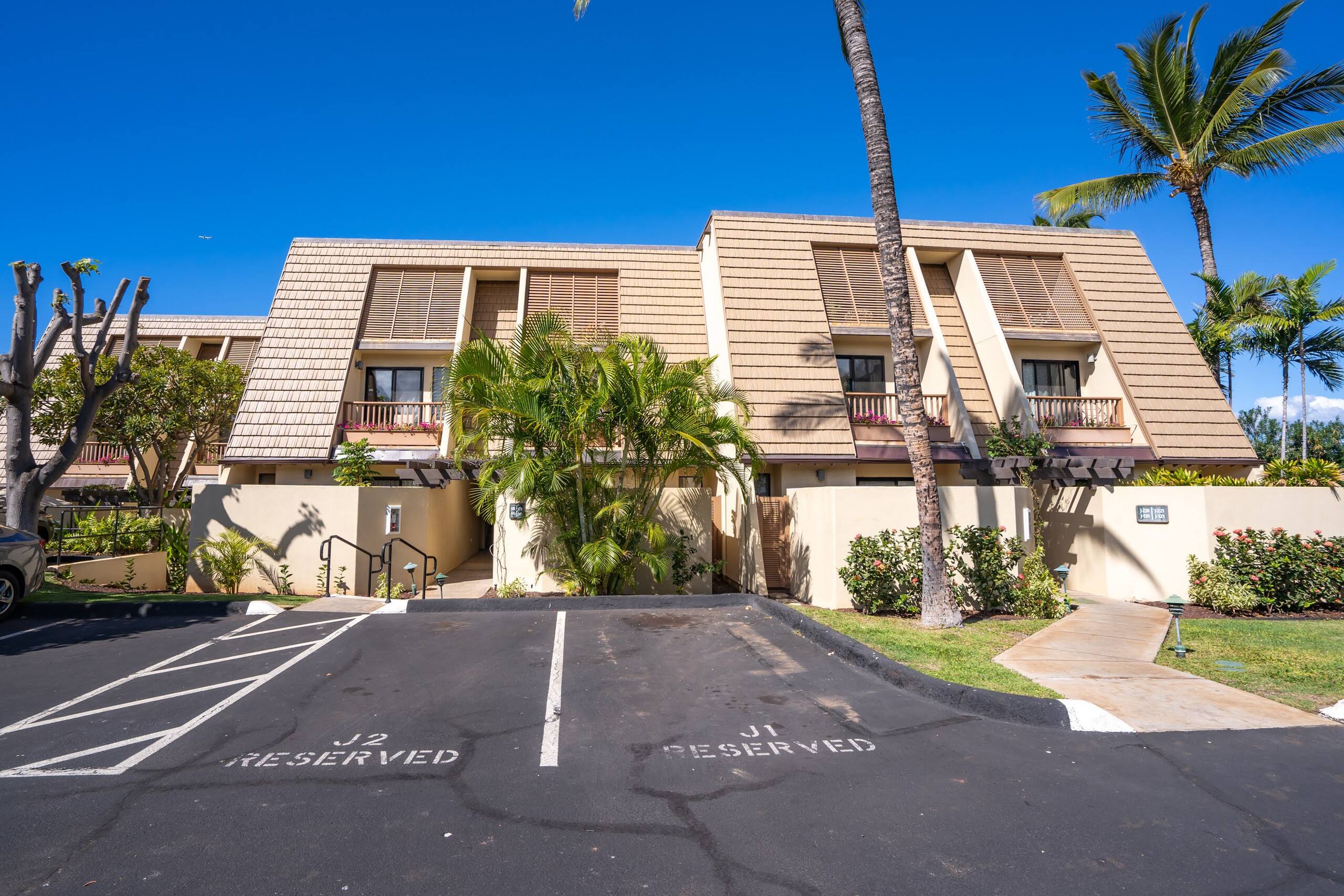 Condo in Kihei · ★5.0 · 1 bedroom · 1 bed · 2 baths - Image 44
