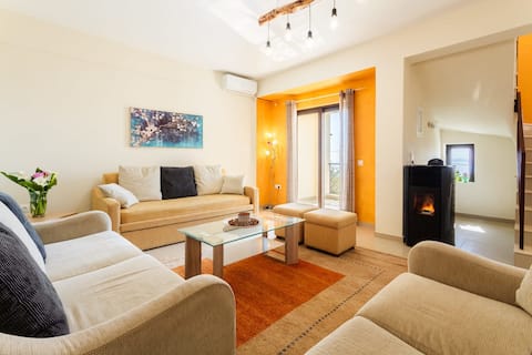 Popular Airbnb listing: Villa Armonia, Sunset View and Relaxing Beach Vibe in Δήμος Δυτικής Μάνης
