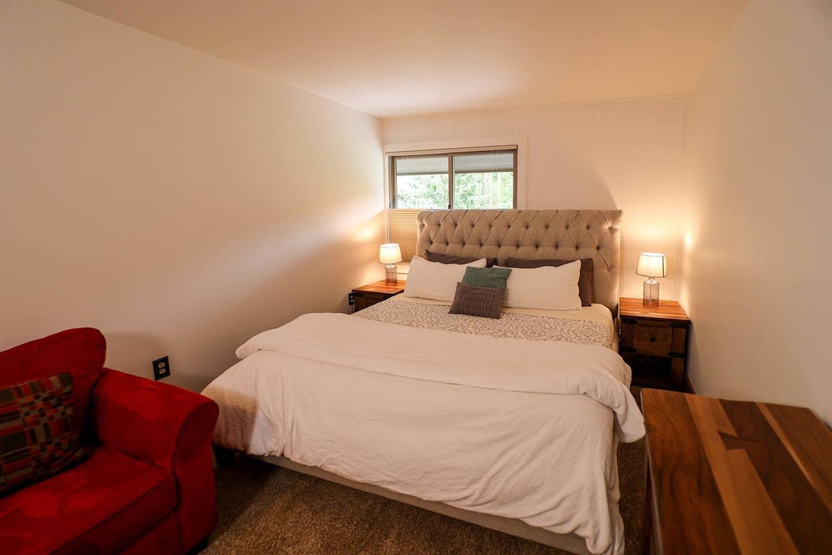 2. spavaća soba s bračnim krevetom (širine 180 - 200 cm