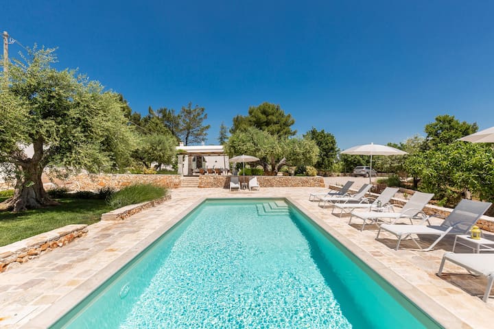 Tenuta dei Fragni by Perle di Puglia