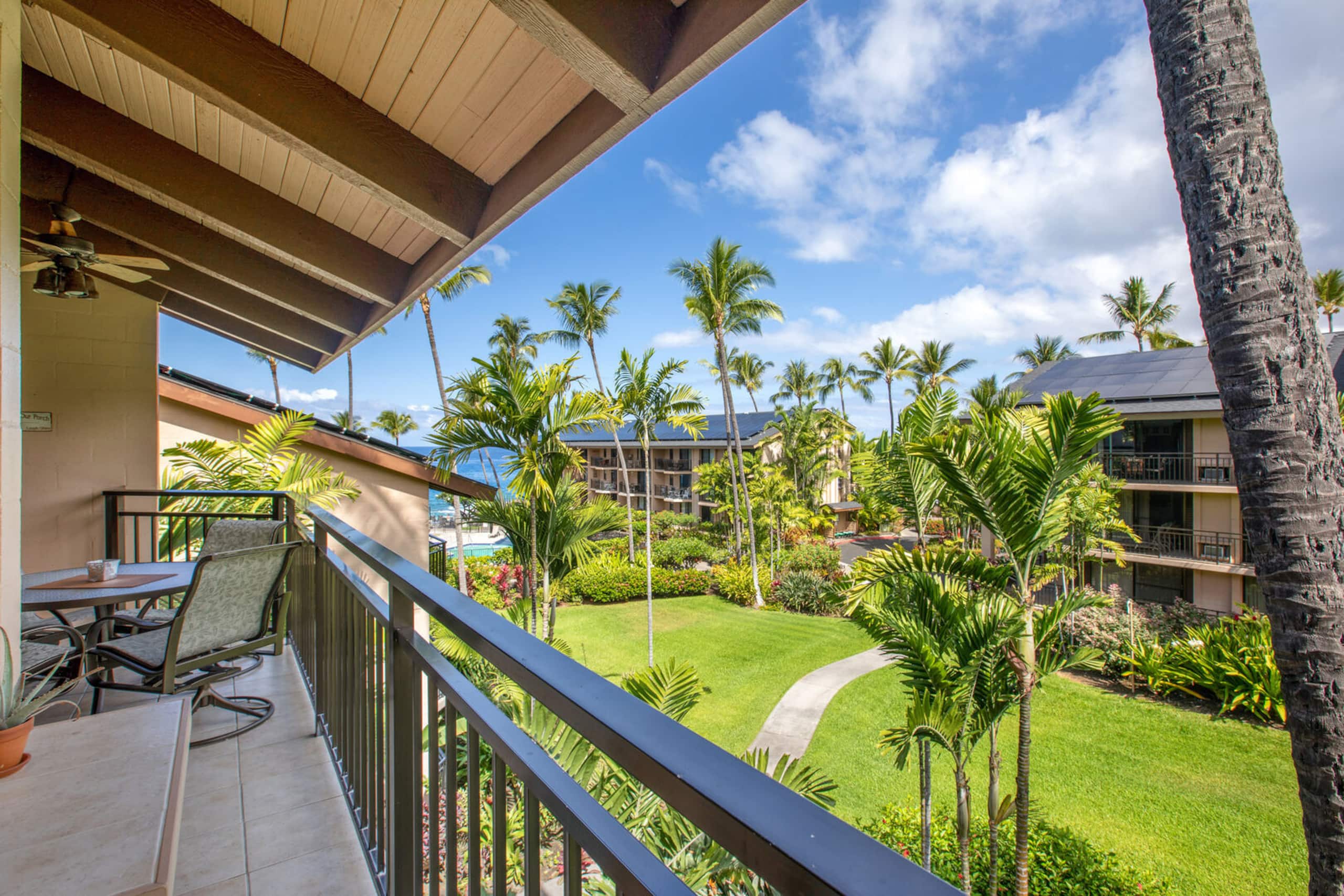 Condo in Kailua-Kona · ★4.81 · 3 bedrooms · 3 beds · 2 baths - Image 19