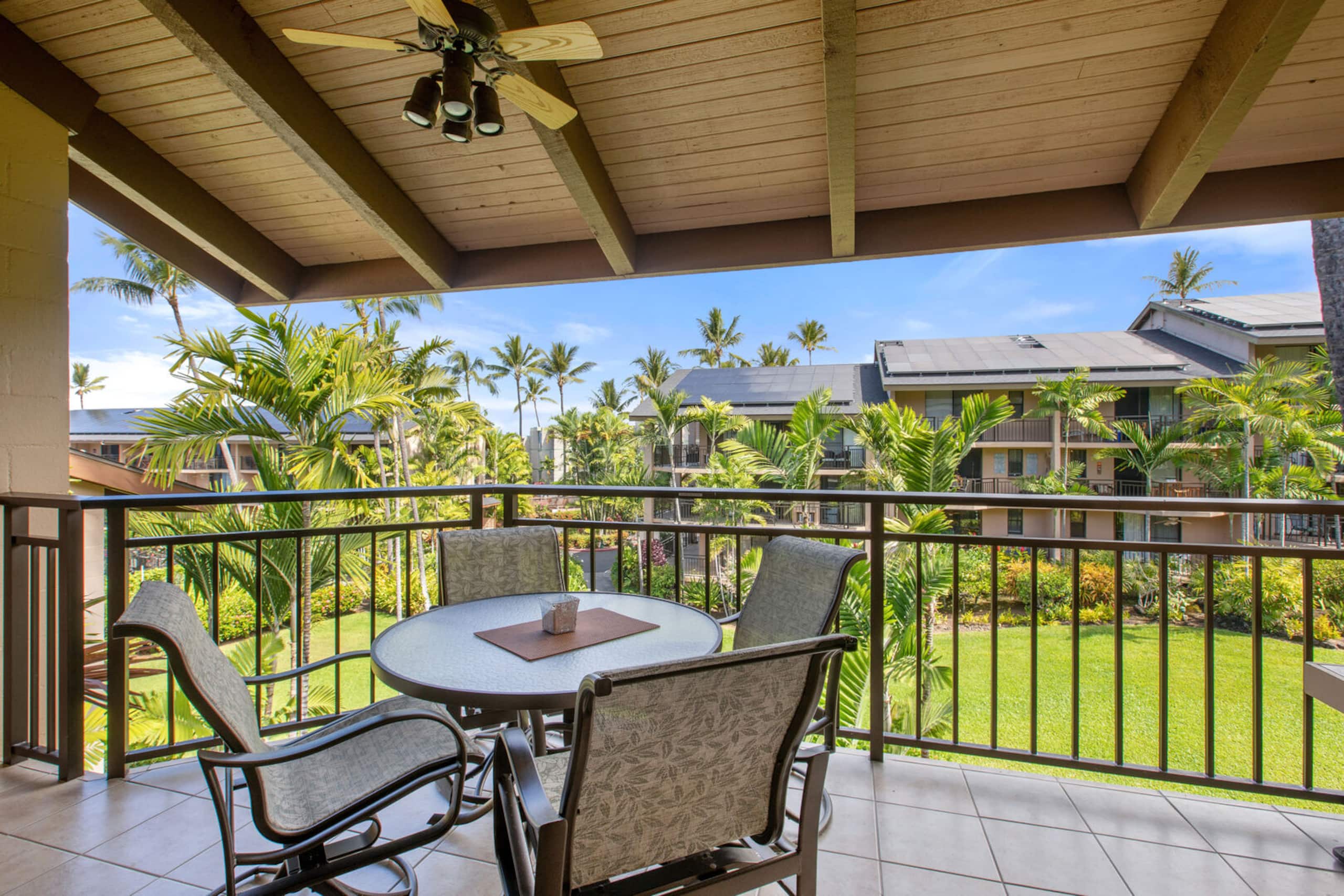 Condo in Kailua-Kona · ★4.81 · 3 bedrooms · 3 beds · 2 baths - Image 21