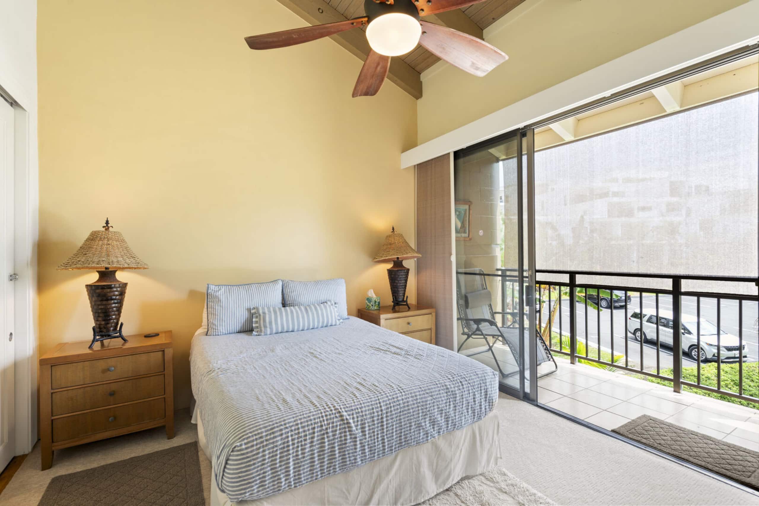 Condo in Kailua-Kona · ★4.81 · 3 bedrooms · 3 beds · 2 baths - Image 9