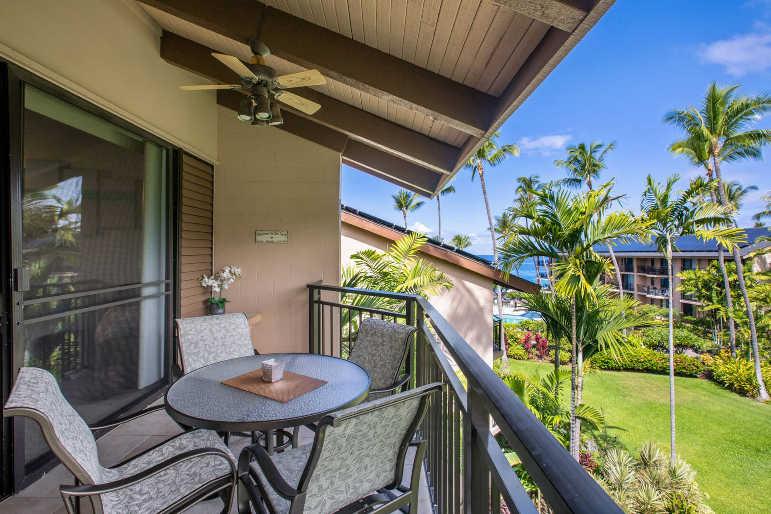 Condo in Kailua-Kona · ★4.81 · 3 bedrooms · 3 beds · 2 baths - Image 17