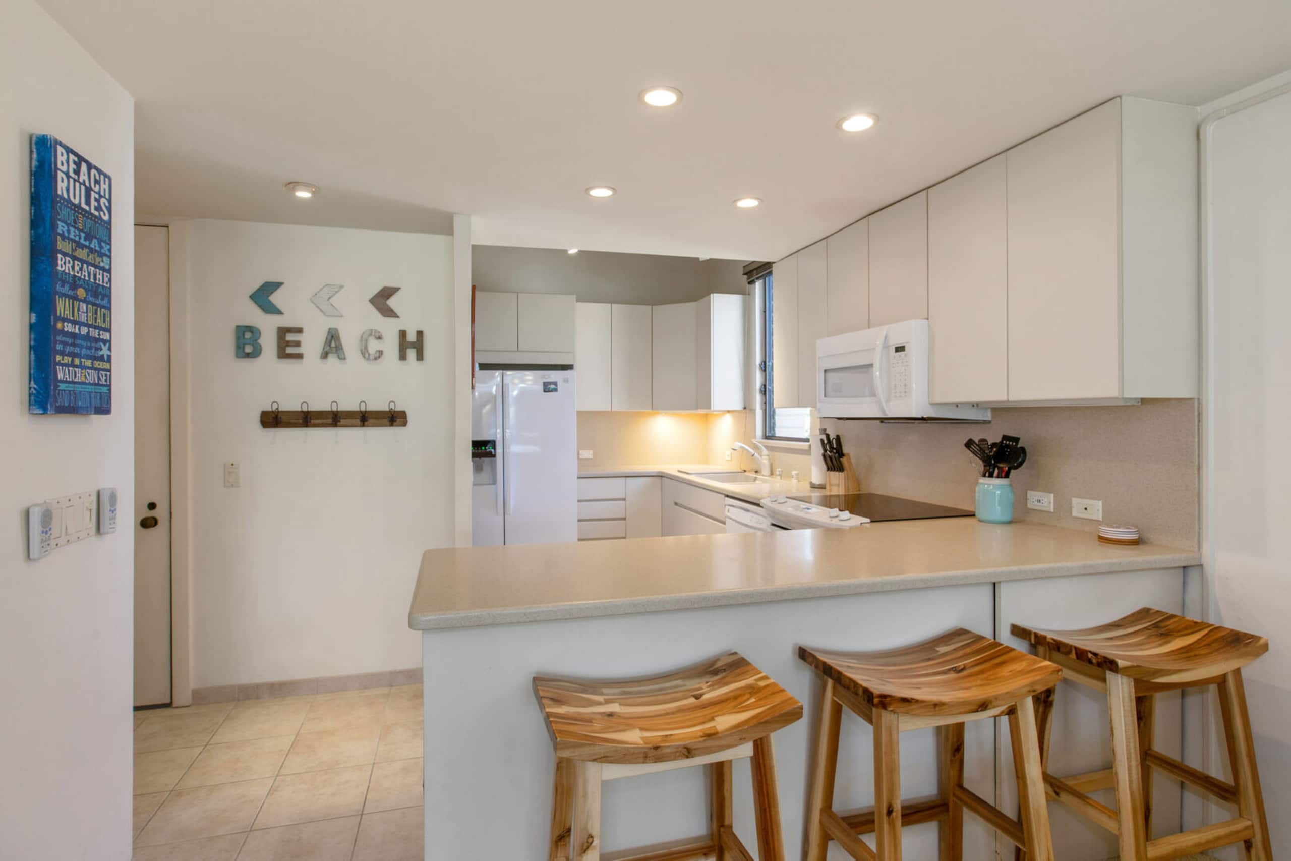 Condo in Kailua-Kona · ★4.81 · 3 bedrooms · 3 beds · 2 baths - Image 2