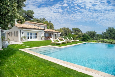 Mas Bellevue luxury villa