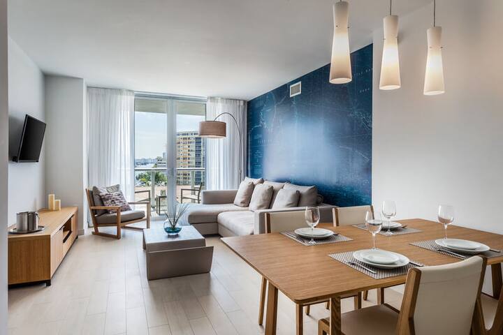 GreatCondo@BeachWalkAmazing SouthBayView 17+ Floor gallery image 2