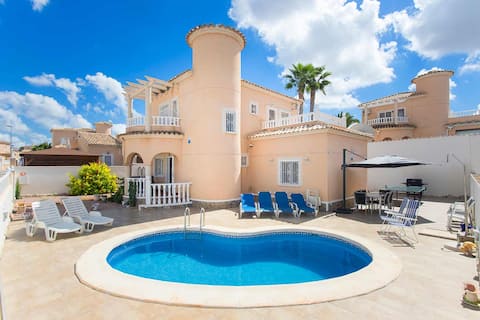 CH Villa Cuenca Atalaya Park (Benijofar, Spain)