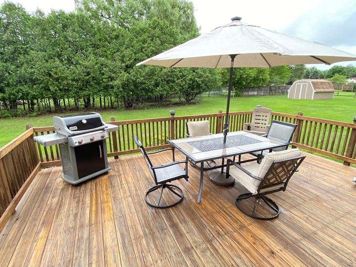 Spacious 2 livingrooms 2 ensuites close to ski Houses for Rent in Boyne City, Michigan