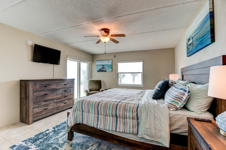 Ormond Beach Vacation Home Airbnb  Pool VRBO  Pet Friendly 